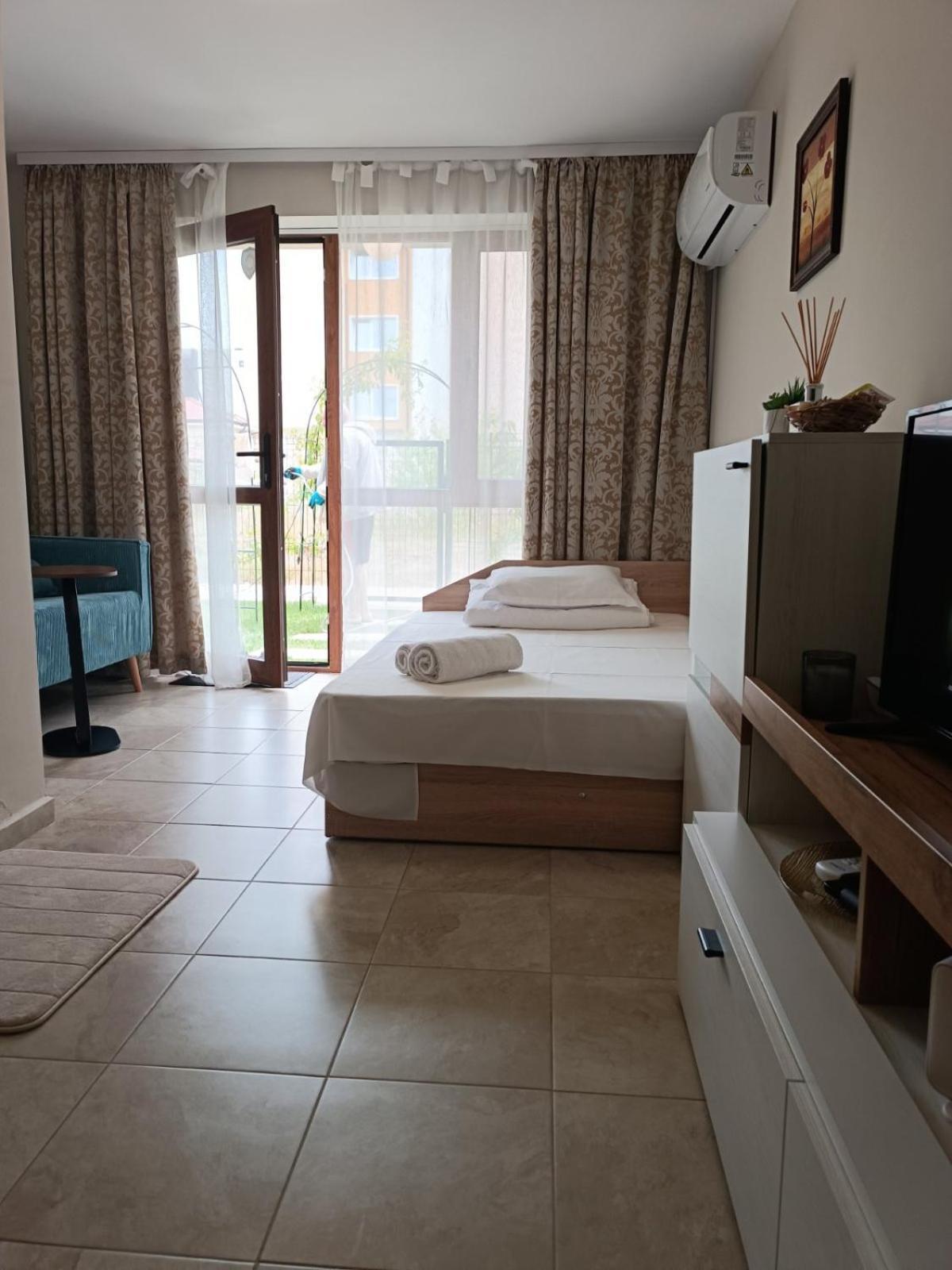 Megi Apartments, Nesebar Sity Zewnętrze zdjęcie